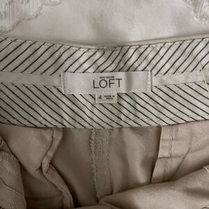 Loft Women's Beige Shorts